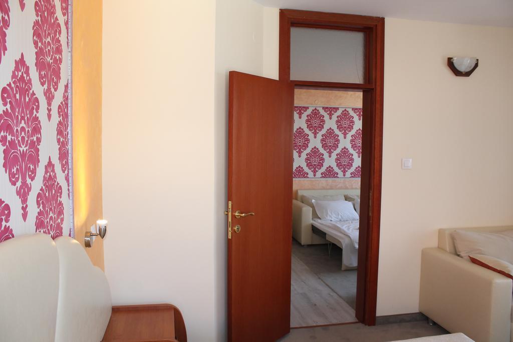 Elegant Hotel Банско Экстерьер фото