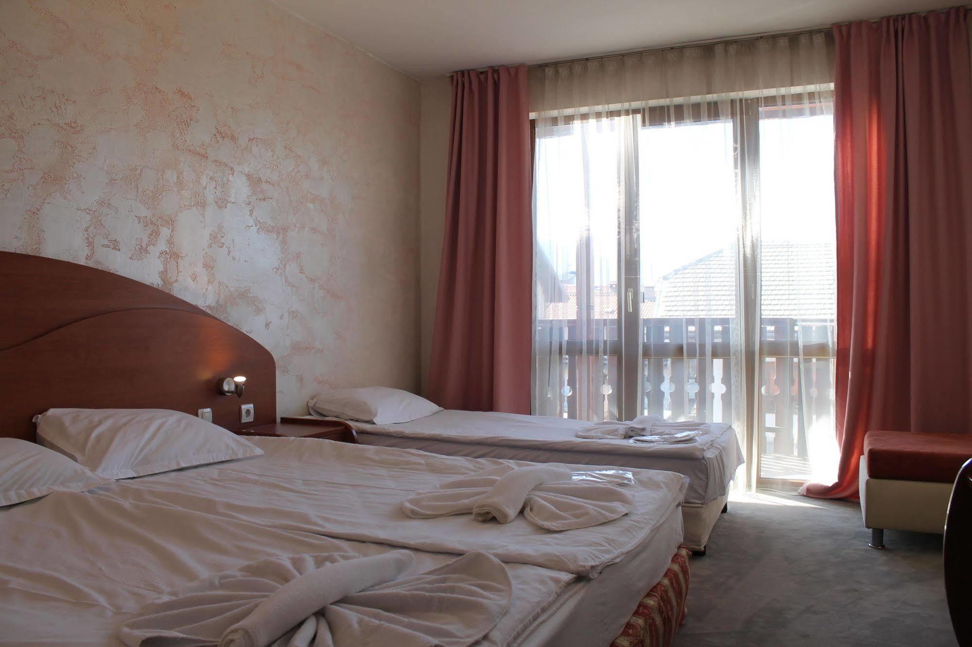 Elegant Hotel Банско Экстерьер фото